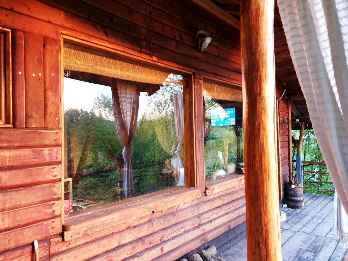Mystically Wood House In The Forest Carjari Екстер'єр фото